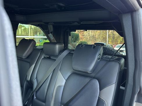 New 2025 Ford Bronco Outer Banks w/ Sasquatch Package image 41