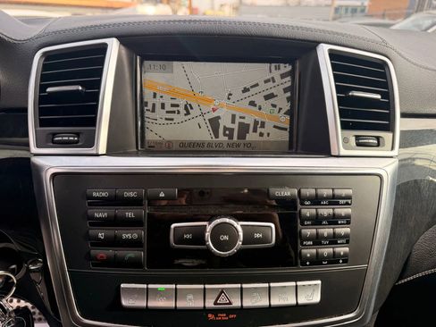 Used 2015 Mercedes-Benz ML 400 4MATIC w/ Lighting Package image 19