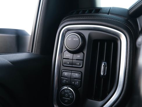 Used 2020 Chevrolet Silverado 2500 LTZ w/ LTZ Premium Package image 51