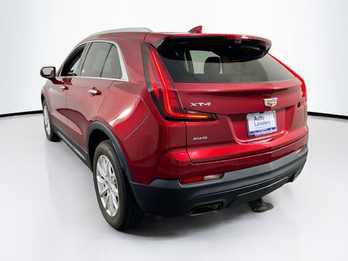 Used 2019 Cadillac XT4 Luxury w/ Cold Weather Package AWD/4WD image 7
