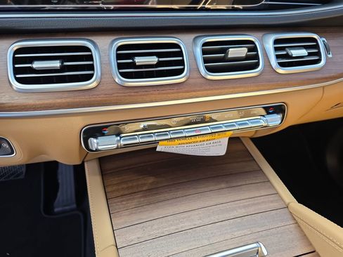 New 2026 Mercedes-Benz GLE 450 4MATIC image 16