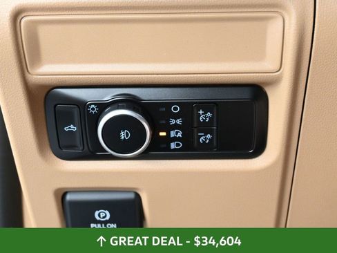 Used 2023 Ford F150 XLT AWD/4WD image 31