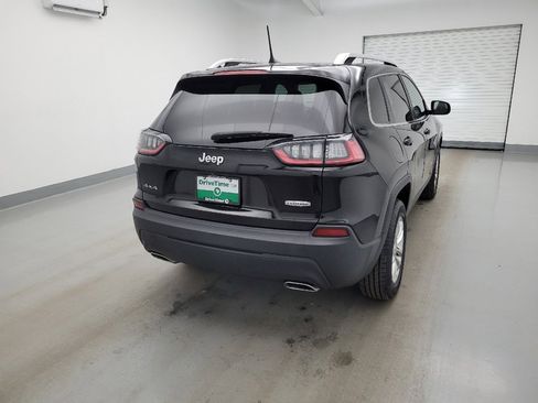 Used 2019 Jeep Cherokee Latitude w/ Cold Weather Group AWD/4WD image 7