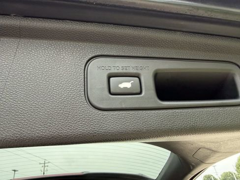 Used 2025 Honda Odyssey Sport-L image 18