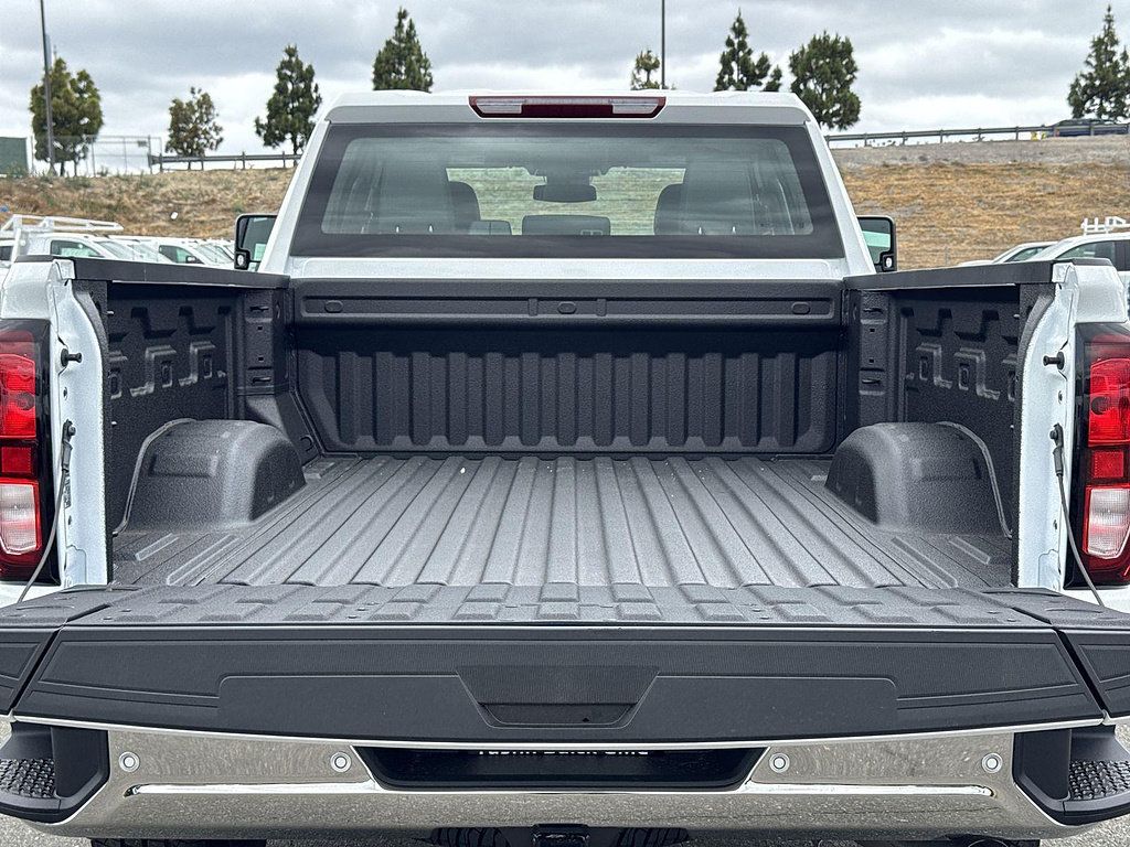 New 2026 GMC Sierra 2500 Pro w/ 1SA Pro Safety Plus Package AWD/4WD image 25