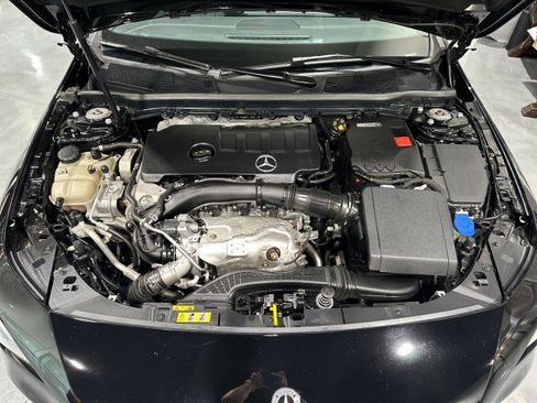 Used 2021 Mercedes-Benz CLA 250 4MATIC image 24
