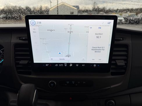 Used 2022 Ford Transit 350 XLT image 33