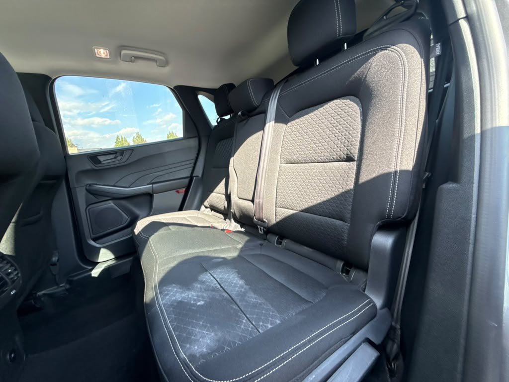Used 2025 Ford Escape Active AWD/4WD image 23