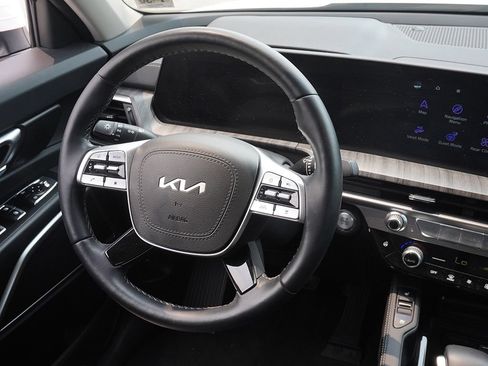 Used 2024 Kia Telluride EX AWD/4WD image 30
