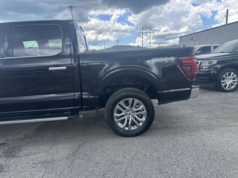 Used 2025 Ford F150 Lariat w/ Equipment Group 501A Mid AWD/4WD image 4