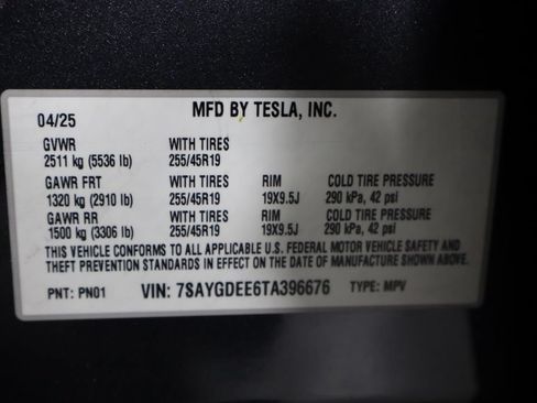 Used 2026 Tesla Model Y Long Range AWD/4WD image 38
