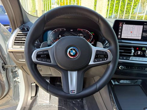 Used 2024 BMW X3 sDrive30i w/ M Sport Package RWD image 29