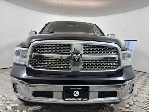 Used 2017 RAM 1500 Laramie w/ Convenience Group AWD/4WD image 2