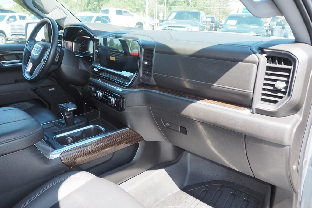 Used 2024 GMC Sierra 1500 Elevation w/ Elevation Premium Package AWD/4WD image 20