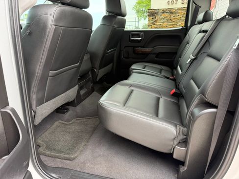 Used 2019 GMC Sierra 2500 SLT w/ Duramax Plus Package AWD/4WD image 20