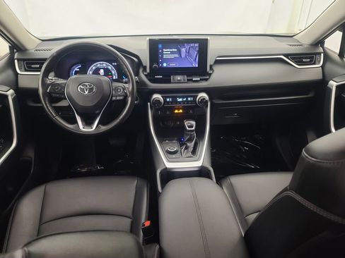 Used 2024 Toyota RAV4 XLE Premium image 21