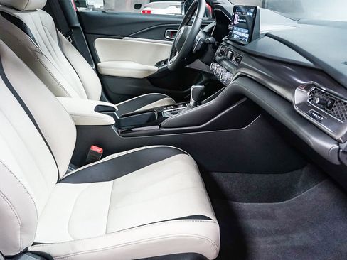 Used 2025 Acura Integra A-Spec image 19