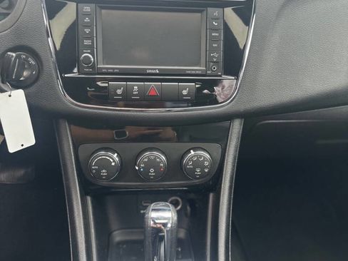 Used 2012 Chrysler 200 S w/ Sun/Sound Group image 16