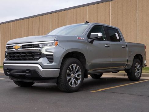 New 2026 Chevrolet Silverado 1500 LT AWD/4WD image 4
