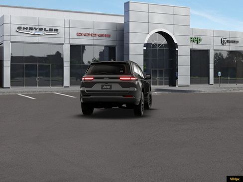 New 2026 Jeep Grand Cherokee Altitude AWD/4WD image 14
