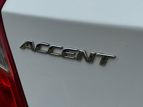 Used 2016 Hyundai Accent SE FWD image 13