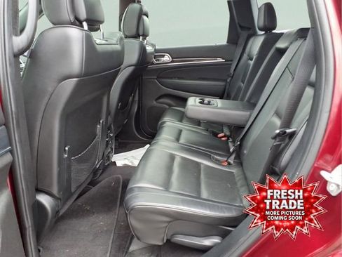Used 2018 Jeep Grand Cherokee Overland AWD/4WD image 23