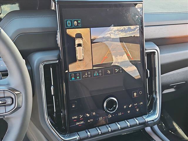 New 2026 GMC Yukon Denali w/ Advanced Technology Package AWD/4WD image 13