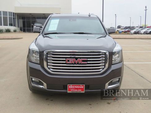 Used 2018 GMC Yukon SLT w/ Premium Edition image 9