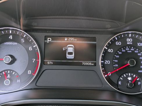 Certified 2022 Kia Forte GT-Line w/ GT-Line Premium Package FWD image 33