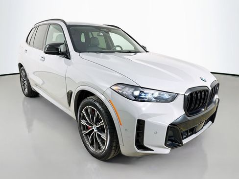 Used 2024 BMW X5 M60i AWD/4WD image 3