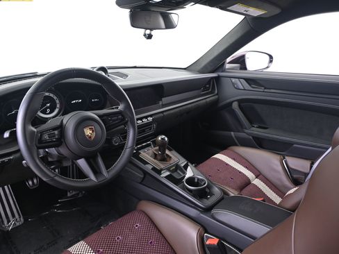 Used 2022 Porsche 911 GT3 image 24