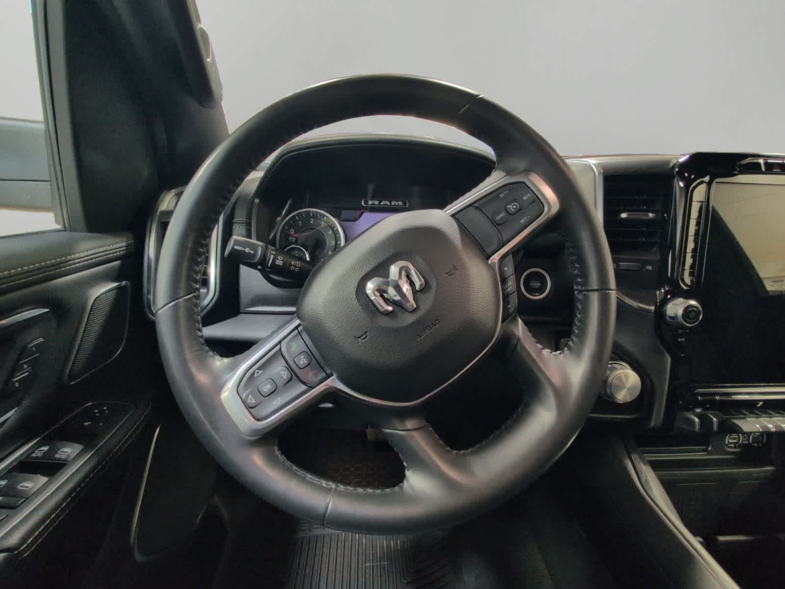 Used 2024 RAM 1500 Laramie AWD/4WD image 12