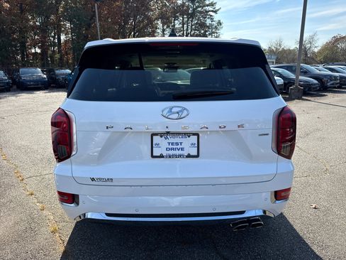 Used 2020 Hyundai Palisade Limited image 6
