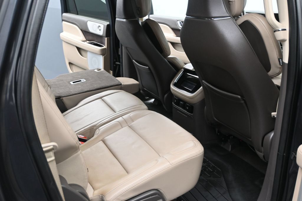 Used 2022 Lincoln Navigator L Reserve AWD/4WD image 18