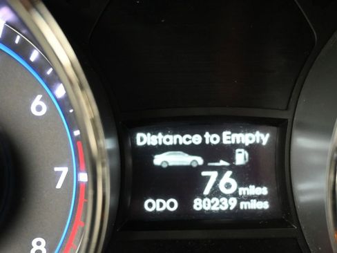 Used 2012 Hyundai Sonata Limited w/ Navigation Pkg image 16