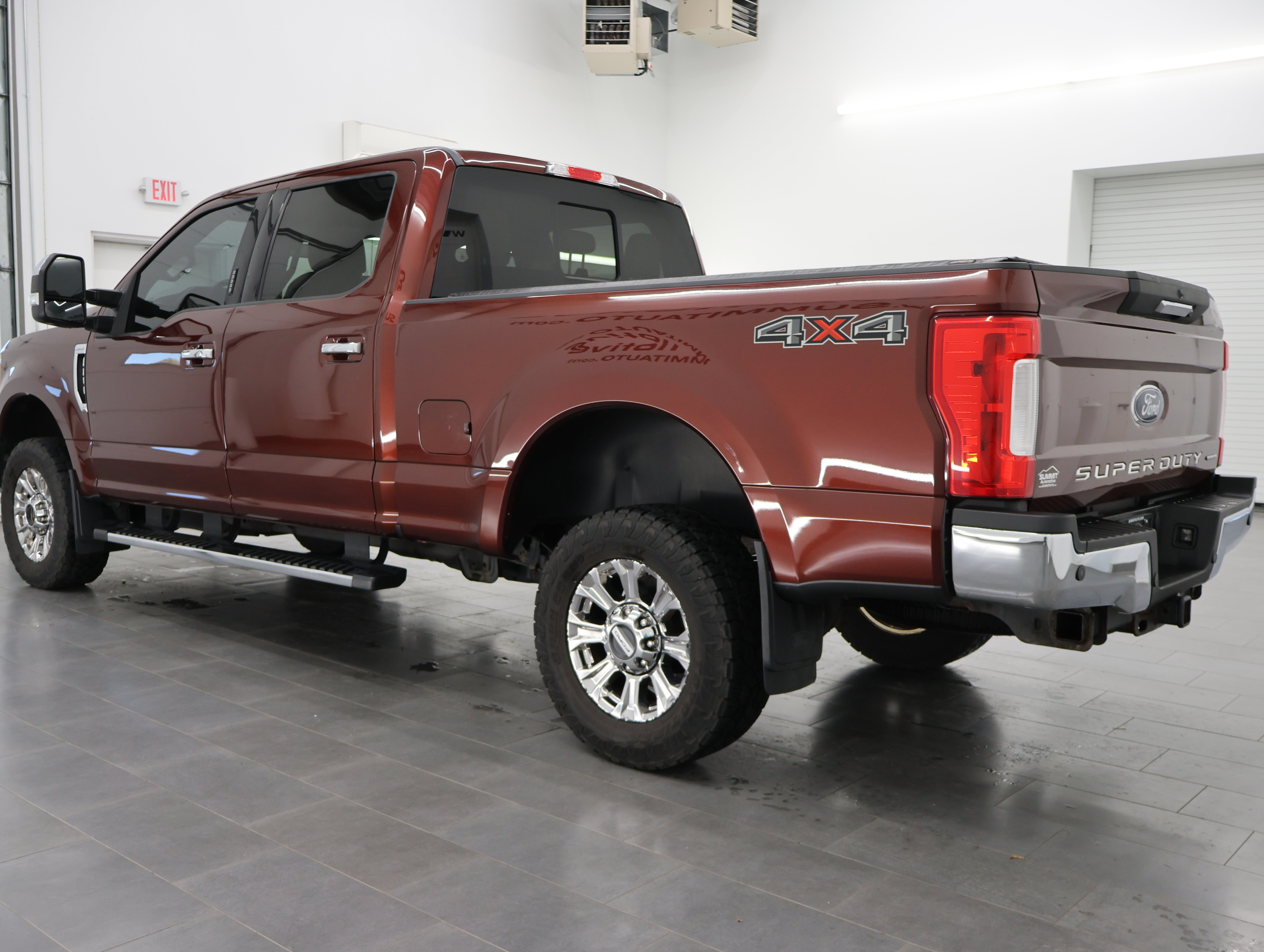Used 2017 Ford F250 Lariat w/ Chrome Package AWD/4WD image 6