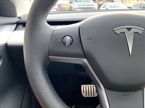Used 2023 Tesla Model 3 Performance image 22