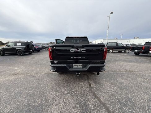 Certified 2025 GMC Sierra 2500 Denali Ultimate w/ Max Trailering Package image 33
