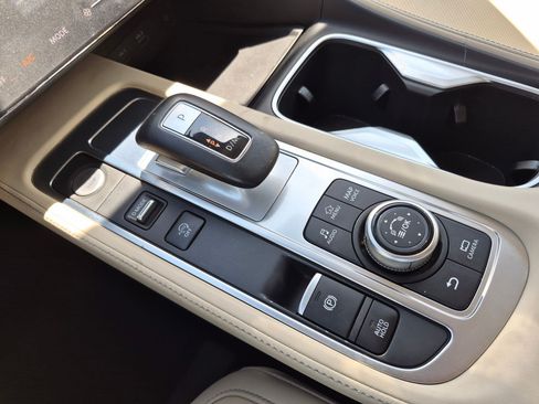 Used 2023 INFINITI QX60 Sensory AWD/4WD image 29