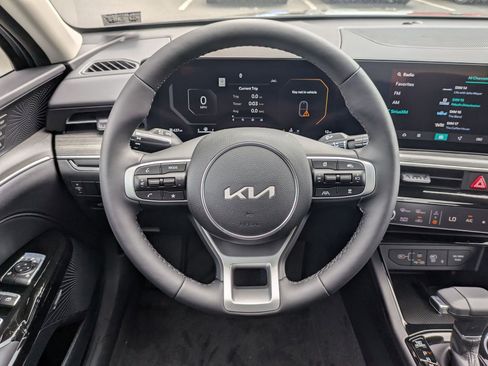 New 2026 Kia K5 EX image 18