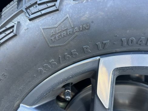 New 2026 Chevrolet Equinox ACTIV w/ LPO, Floor Liner Package image 14