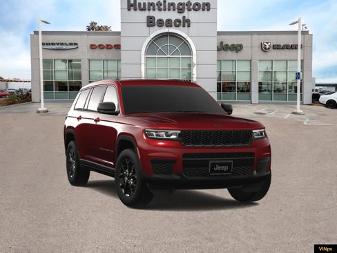 New 2025 Jeep Grand Cherokee L Laredo image 16