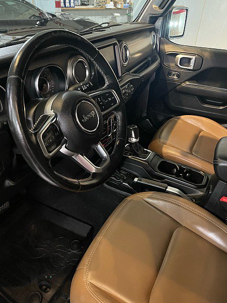 Used 2020 Jeep Gladiator Rubicon AWD/4WD image 8