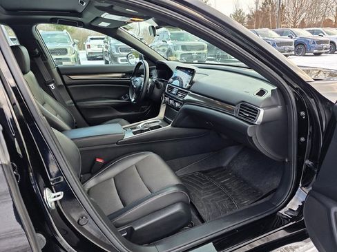 Used 2022 Honda Accord Sport image 11