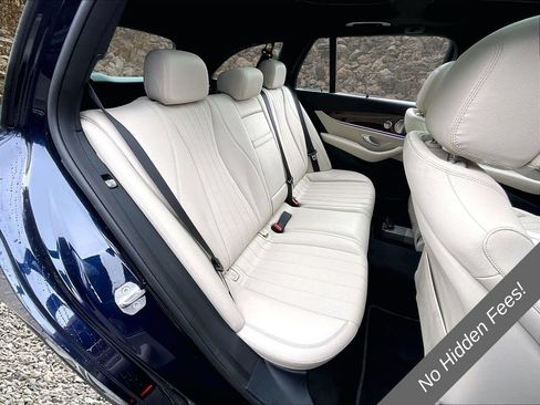 Used 2017 Mercedes-Benz E 400 4MATIC Wagon image 24