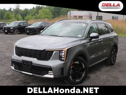 Used 2025 Kia Sorento EX w/ EX Panoramic Sunroof Package