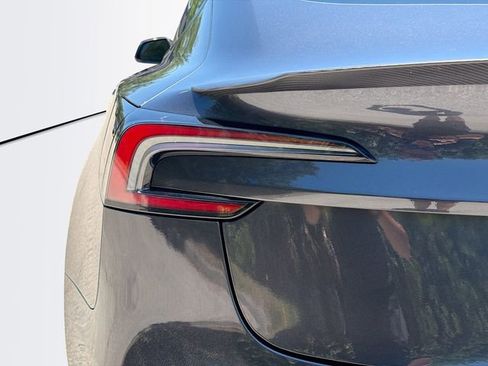 Used 2024 Tesla Model 3 Performance AWD/4WD image 10