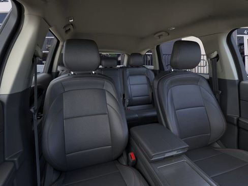 New 2026 Lincoln Nautilus Premier w/ Jet Appearance Package AWD/4WD image 10