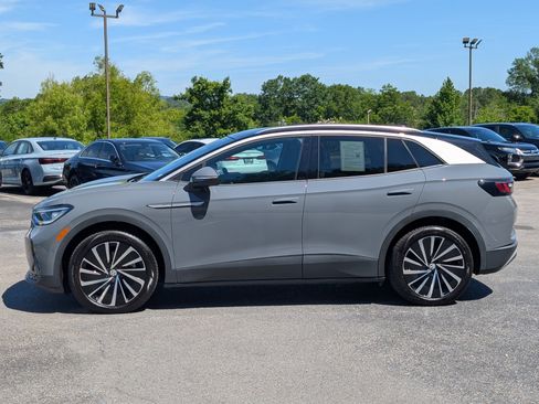 Used 2023 Volkswagen ID.4 Pro S Plus RWD image 6