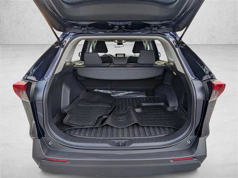 Used 2025 Toyota RAV4 XLE image 6